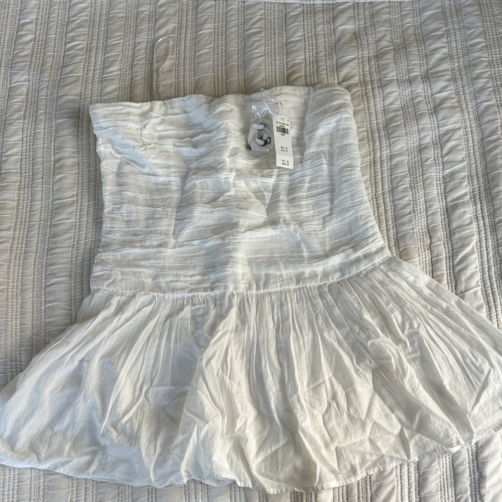 NWT Abercrombie White Strapless Bubble Hem Dress
